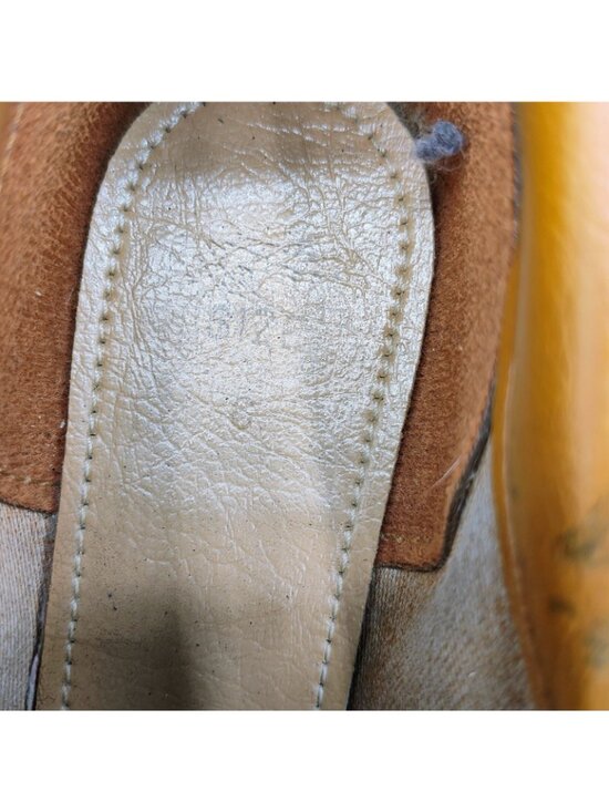 Vintage 1960s/1970s Charles F. Clark Beige Red & Green Striped Bowling Shoes (6) main image 16